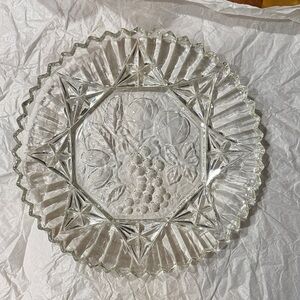 Elegant Clear Glass Decorative Plate